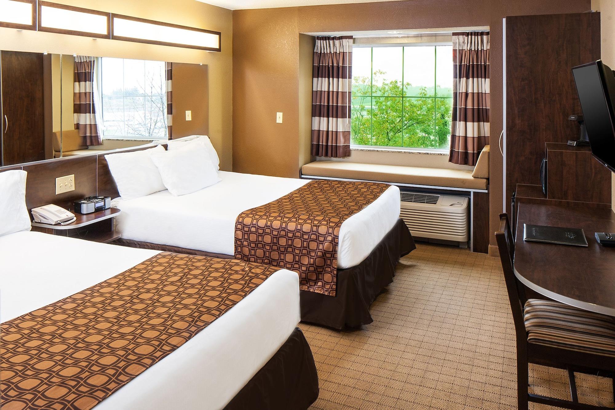 Microtel Inn & Suites By Wyndham St Clairsville - Wheeling St. Clairsville Экстерьер фото
