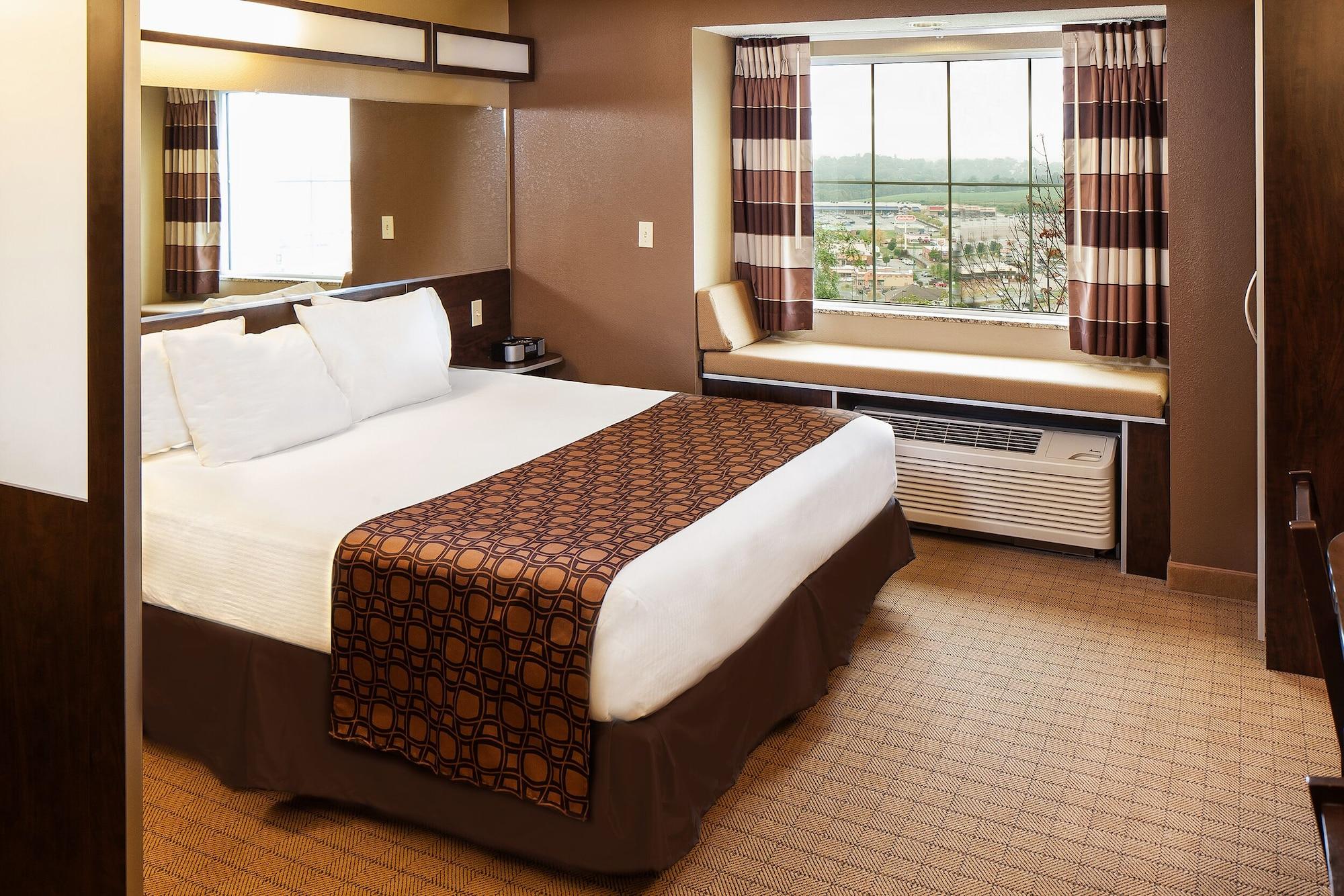 Microtel Inn & Suites By Wyndham St Clairsville - Wheeling St. Clairsville Экстерьер фото