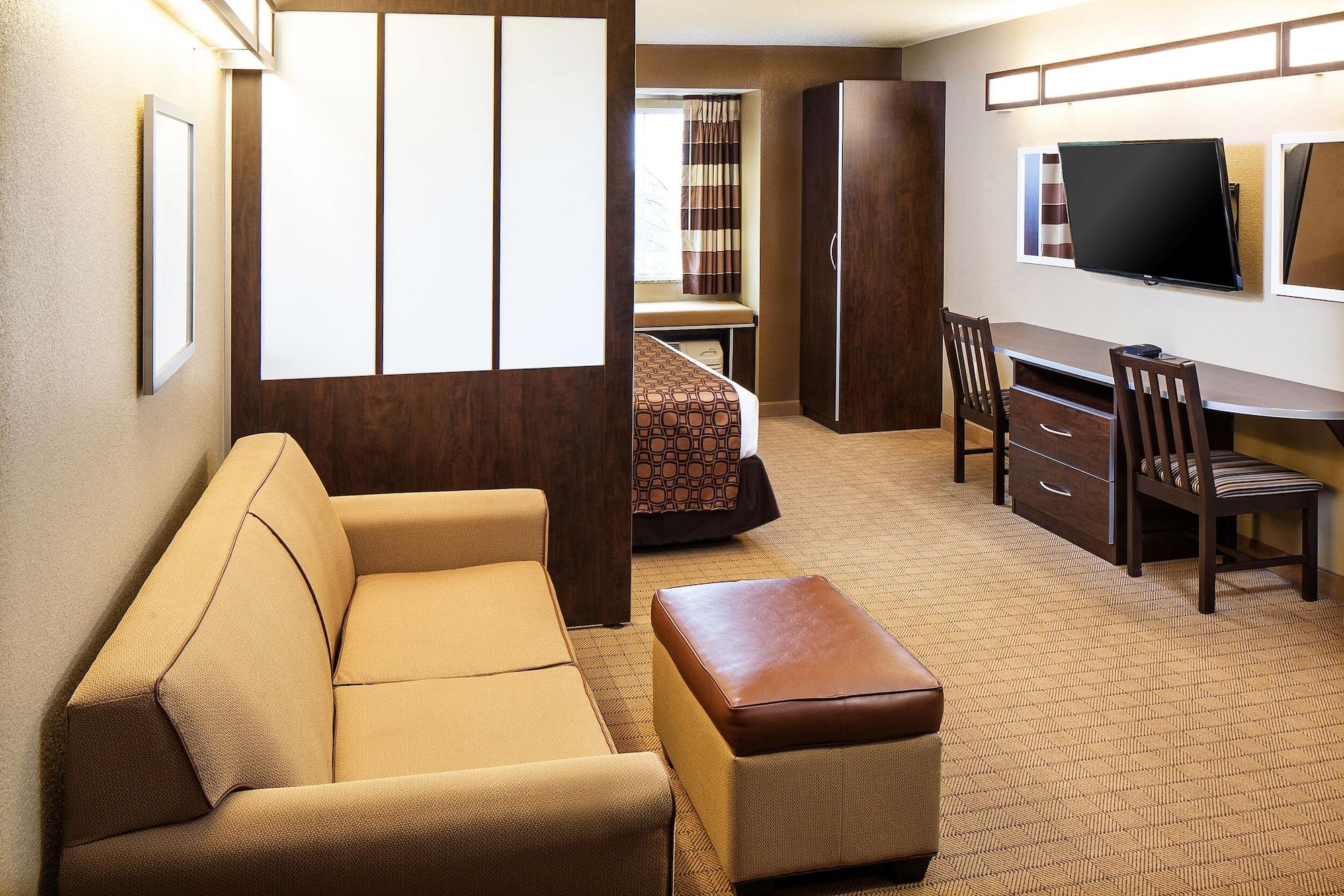 Microtel Inn & Suites By Wyndham St Clairsville - Wheeling St. Clairsville Экстерьер фото