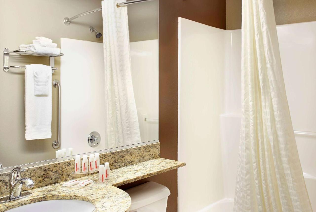 Microtel Inn & Suites By Wyndham St Clairsville - Wheeling St. Clairsville Экстерьер фото
