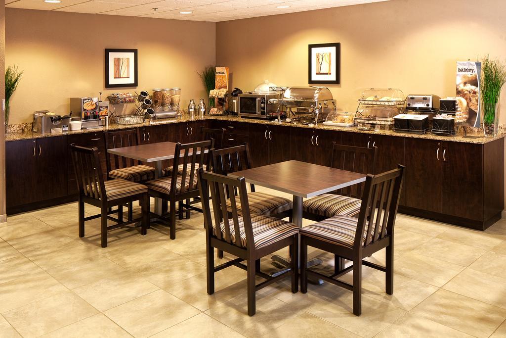 Microtel Inn & Suites By Wyndham St Clairsville - Wheeling St. Clairsville Экстерьер фото