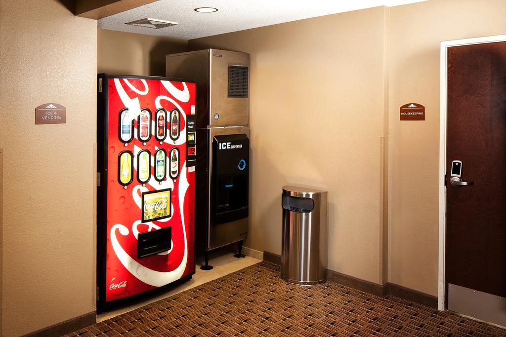 Microtel Inn & Suites By Wyndham St Clairsville - Wheeling St. Clairsville Экстерьер фото