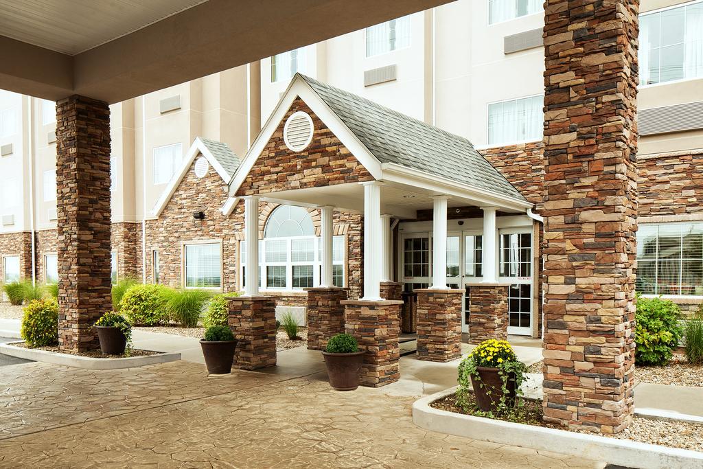 Microtel Inn & Suites By Wyndham St Clairsville - Wheeling St. Clairsville Экстерьер фото
