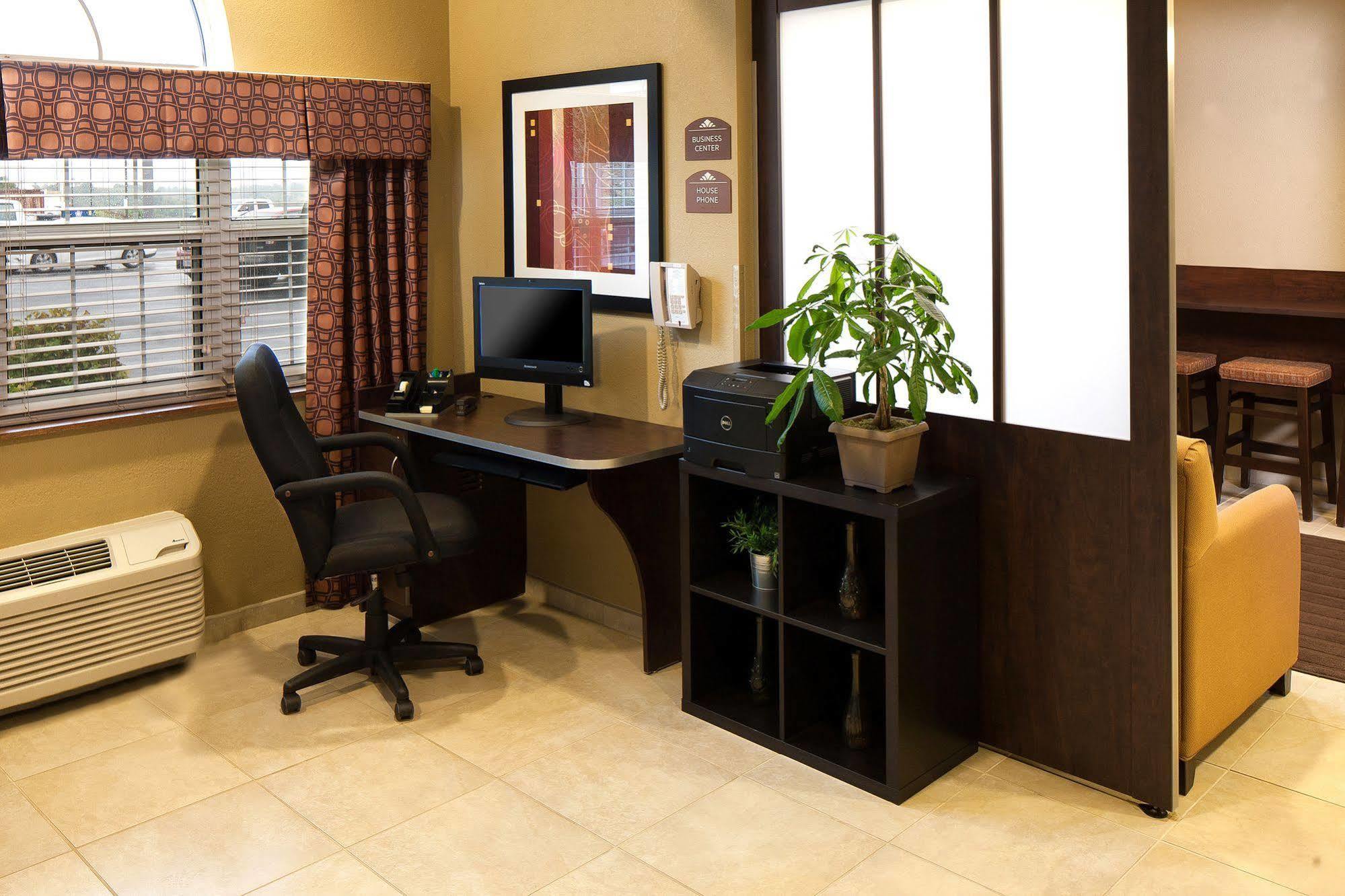 Microtel Inn & Suites By Wyndham St Clairsville - Wheeling St. Clairsville Экстерьер фото